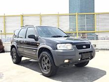 Ford Escape 3.0 NIK.2003 HITAM GAGAHHHH