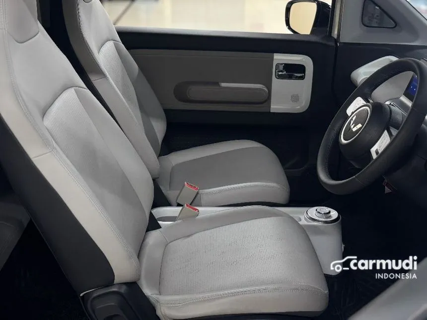 2023 Wuling Air EV Long Range + Charging Pile Hatchback