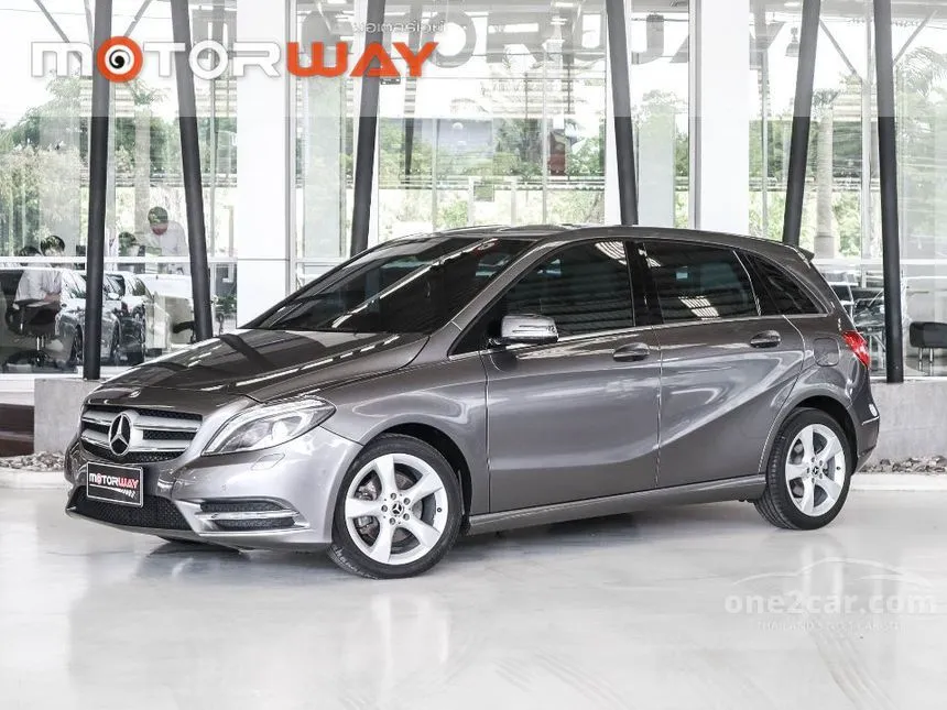 2013 Mercedes-Benz B200 Sports BlueEFFICIENCY Hatchback