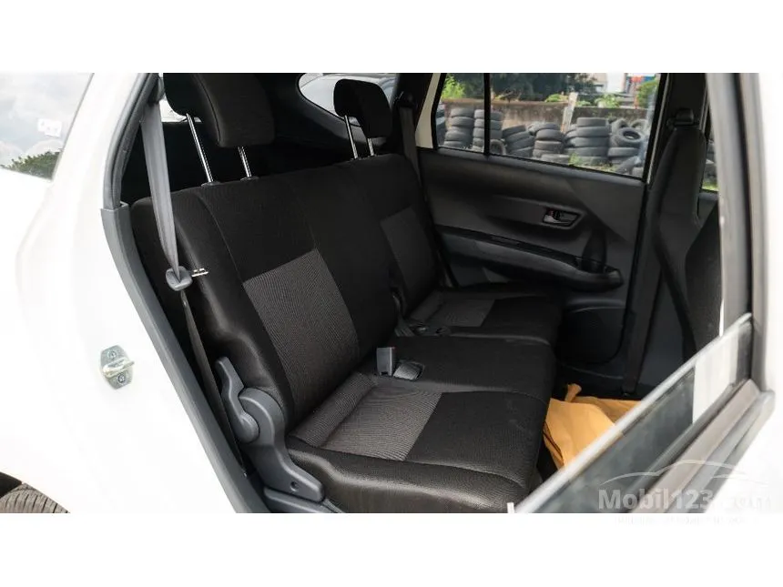 2024 Daihatsu Sigra D MPV