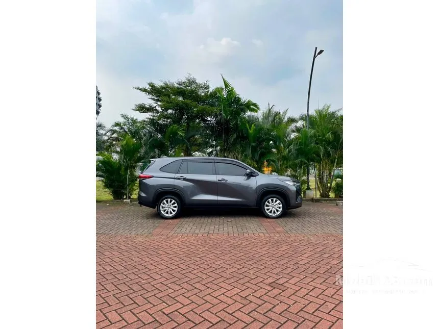 2023 Toyota Kijang Innova Zenix V (Premium Color) MPV