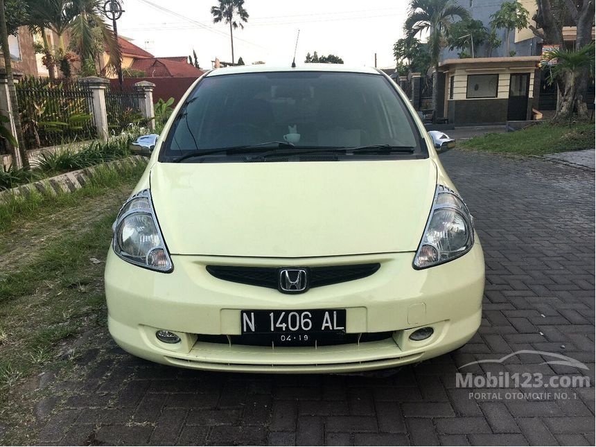 2005 Honda Jazz i-DSI Hatchback