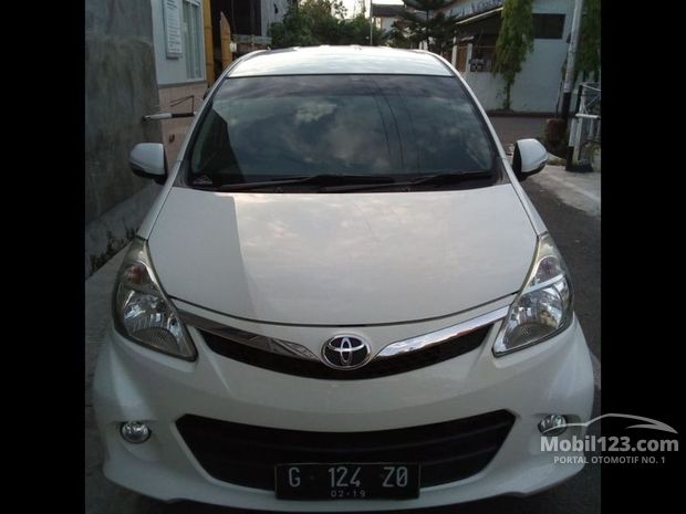 Toyota Avanza  Mobil  bekas  dijual  di Semarang  Jawa tengah 