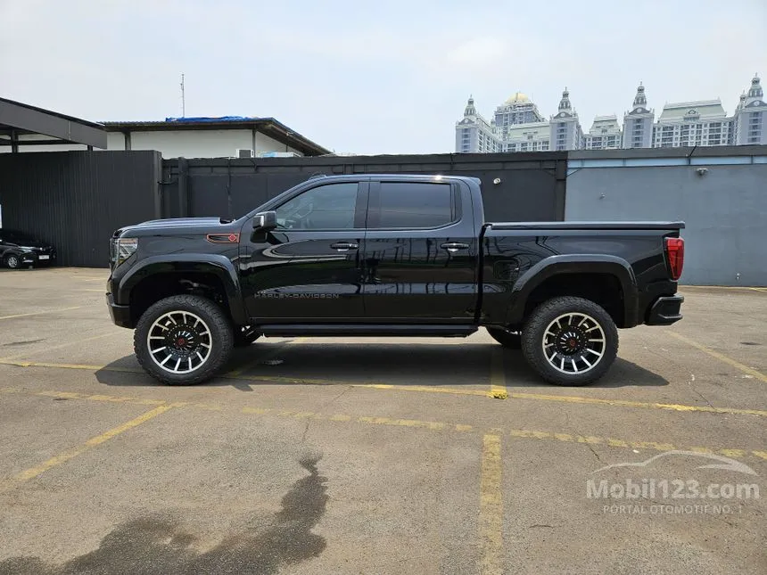 2025 GMC Sierra 1500 V8 Denali Ultimate Dual Cab Pickup