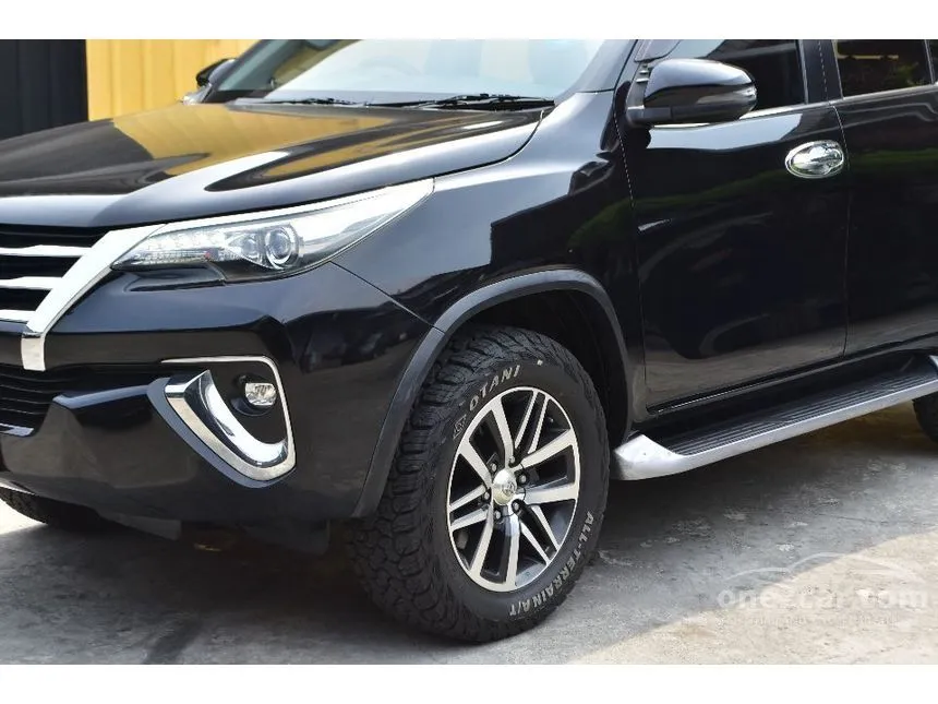 2018 Toyota FORTUNER V SUV