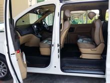 2013 Hyundai Grand Starex 2.5 Royale MPV