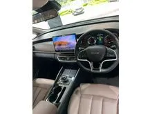 2025 BYD M6 Superior Captain 6 Seater MPV