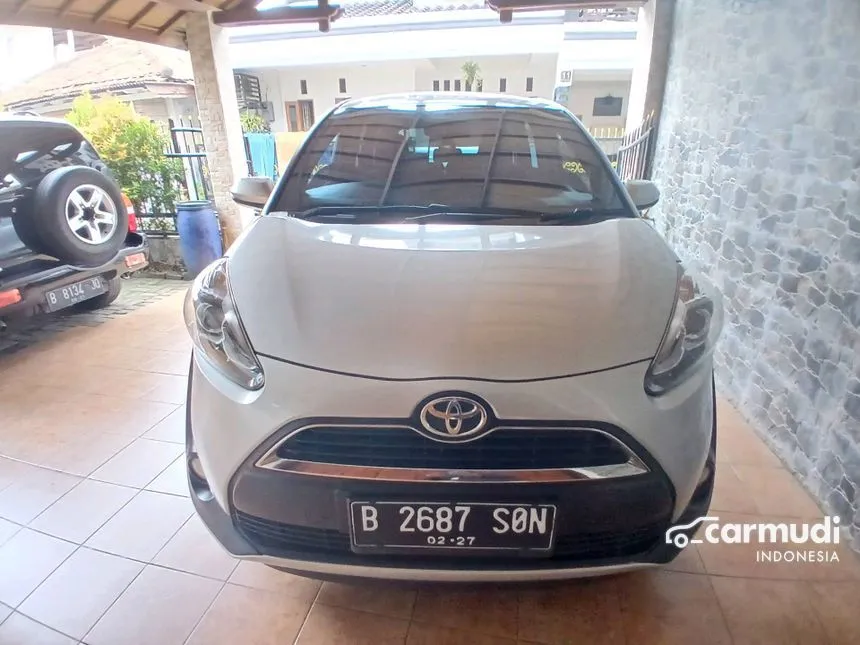 Jual Mobil Toyota Sienta 2017 V 1.5 di DKI Jakarta Automatic MPV Silver Rp 165.000.000