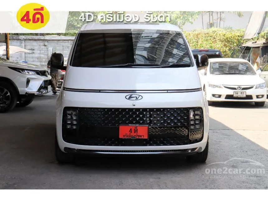 2023 Hyundai Staria Premium Van