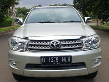 2010 Toyota Fortuner 2.5 G SUV diesel istimewa not 2011/2012