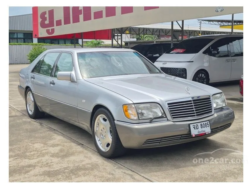 1993 Mercedes-Benz 300SEL Sedan