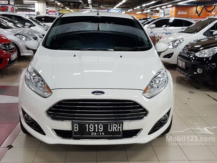  Jual  Mobil  Ford  Fiesta  2013 Sport 1 5 di DKI Jakarta 