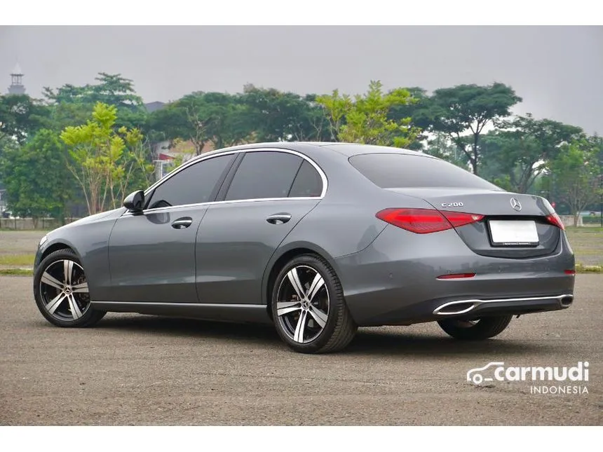 2022 Mercedes-Benz C200 Avantgarde Line Sedan