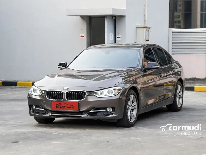 2014 BMW 320i Sport Sedan