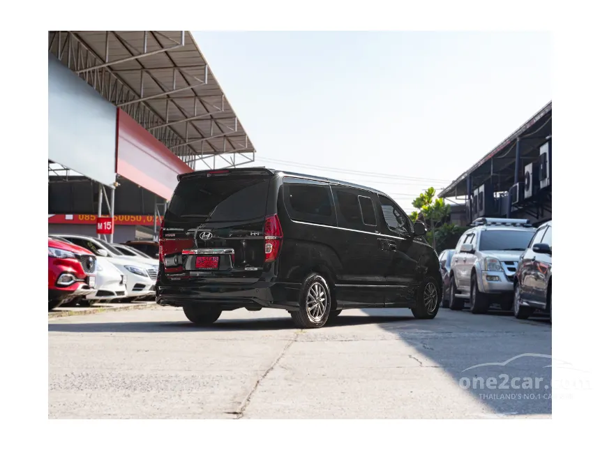 2019 Hyundai H-1 Elite Van