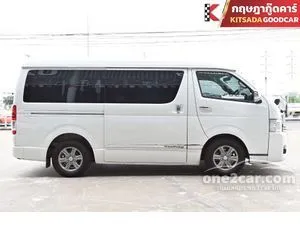 2019 Toyota VENTURY 3.0 G Van