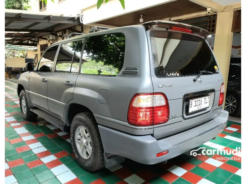 2002 Lexus LX 470 SUV
