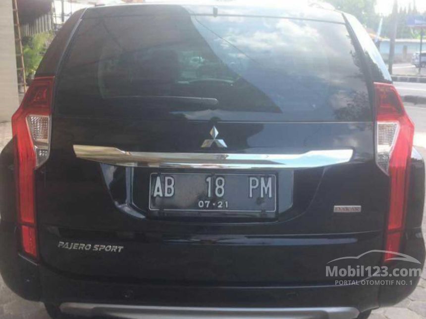 Jual Mobil  Mitsubishi Pajero  Sport 2021 Dakar 2 5 di 