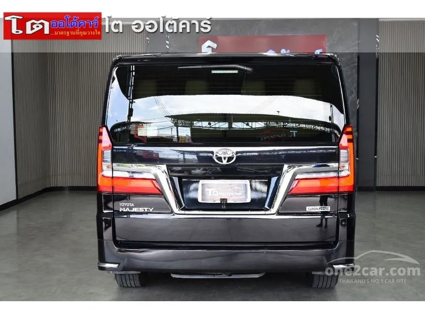 2020 Toyota Majesty Grande Van