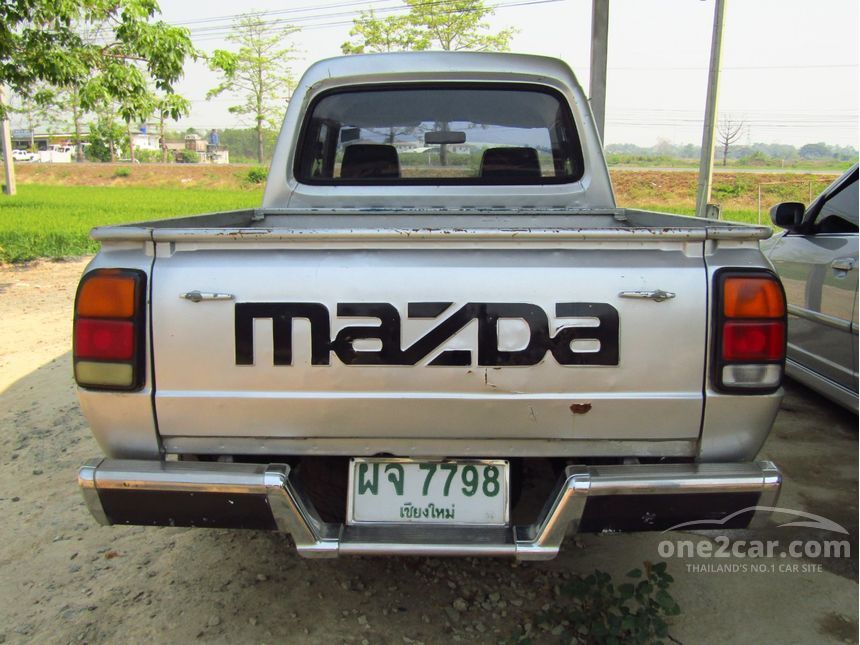 Mazda familia 1996