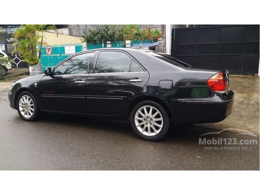 Jual Mobil Toyota Camry 2004 V 3.0 di DKI Jakarta 