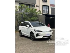 2024 BYD M6 Standard 7 Seater MPV