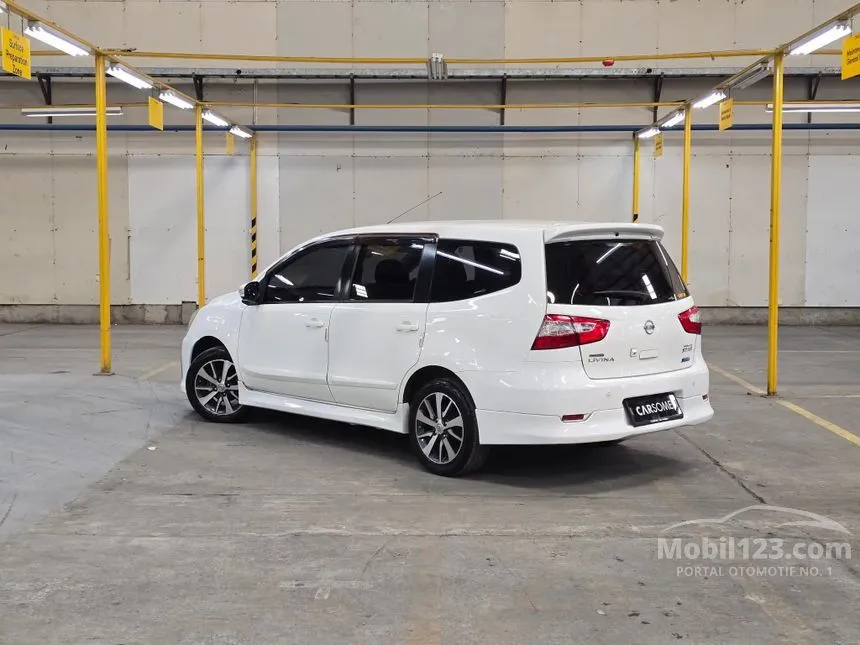 2015 Nissan Grand Livina Highway Star MPV