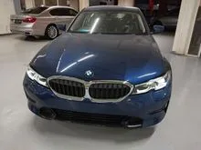 2022 BMW 320i 2.0 Sport Sedan, Last Stock Biru !