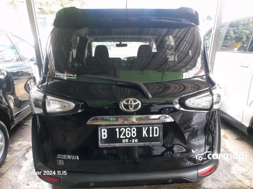 2021 Toyota Sienta V MPV