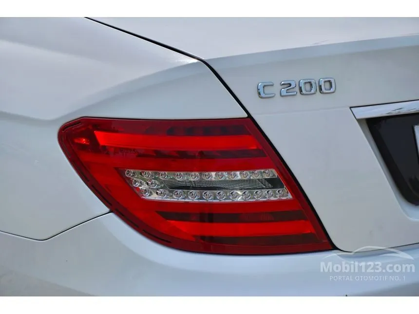 2013 Mercedes-Benz C200 Avantgarde CGI Sedan