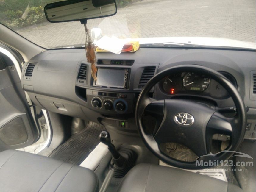 2014 Toyota Hilux E Dual Cab Pick-up