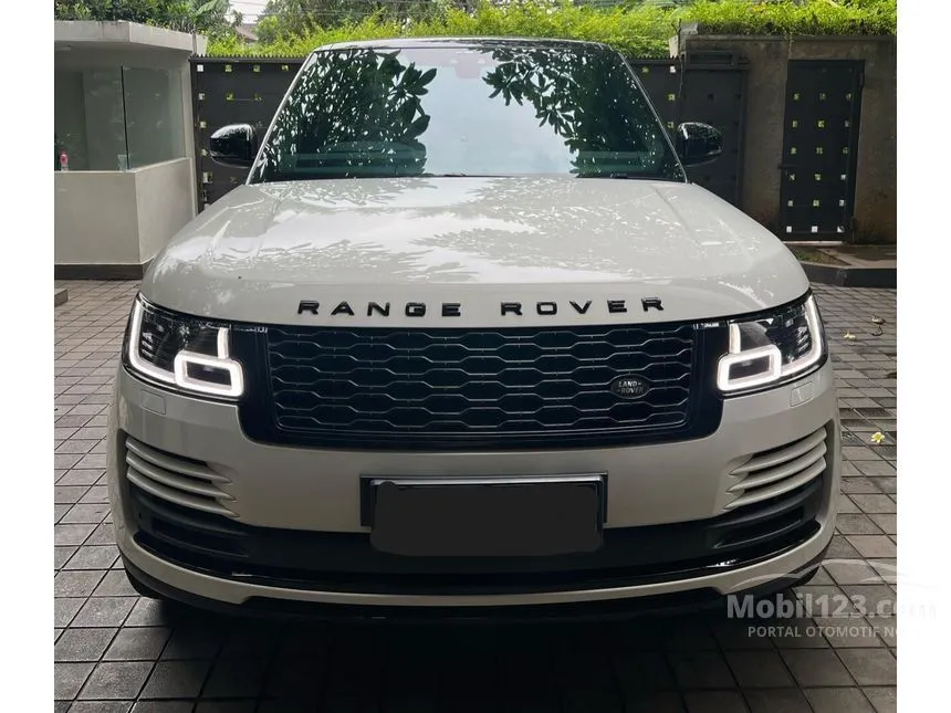 Jual Mobil Land Rover Range Rover 2018 Vogue 3.0 di DKI Jakarta Automatic SUV Putih Rp 2.800.000.000