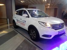 Cash kredit DFSK Glory 580 1.5 turbo Luxury tipe tertinggi