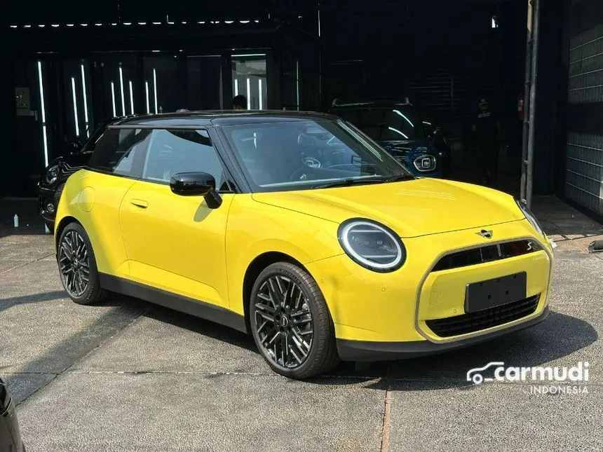 2024 MINI Cooper S Electric Resolute Edition 3 Door Hatchback