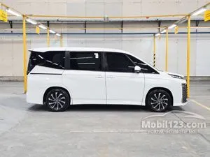 2022 Toyota Voxy 2.0 (Premium Color) MPV