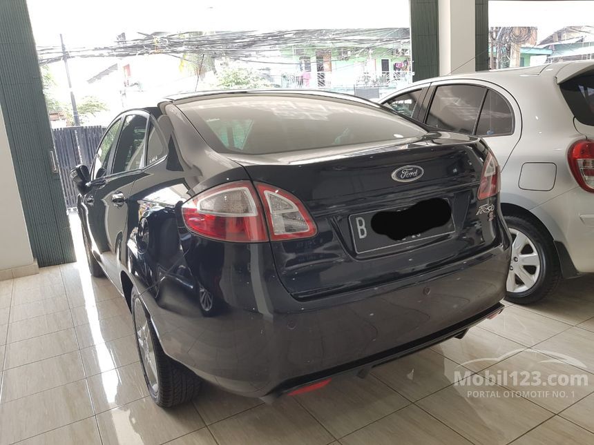  Jual  Mobil  Ford  Fiesta  2012 Sport 1 6 di DKI Jakarta 