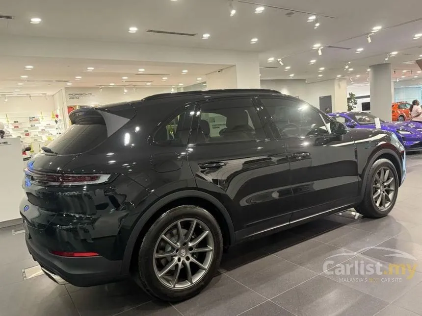 2025 Porsche Cayenne SUV