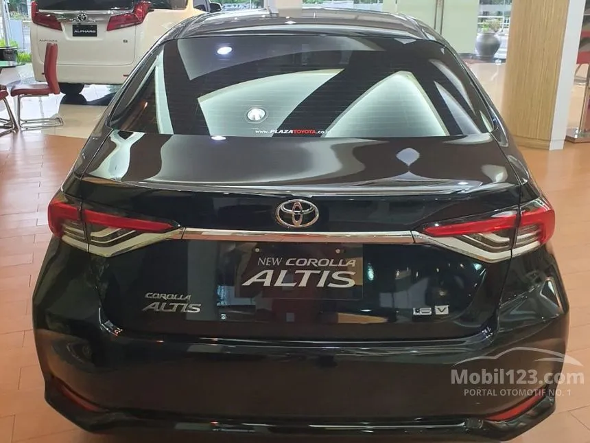 Jual Mobil Toyota Corolla Altis 2022 V 1.8 di Jawa Barat Automatic ...