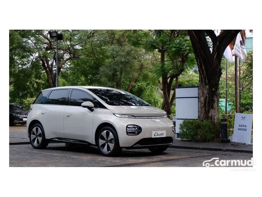 Jual Mobil Wuling Cloud EV 2024 EV di Jawa Barat Automatic Hatchback Lainnya Rp 388.000.000