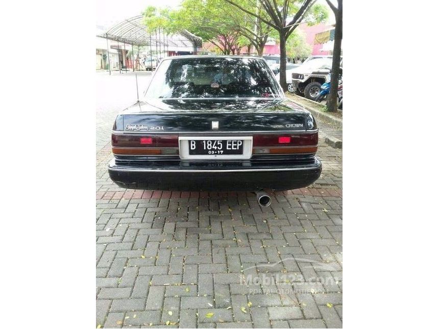 1991 Toyota Crown Sedan