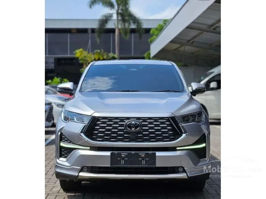 Jual Mobil Toyota Kijang Innova Zenix 2024 Q HV TSS Modellista 2.0 di DKI Jakarta Automatic Wagon Silver Rp 585.600.000