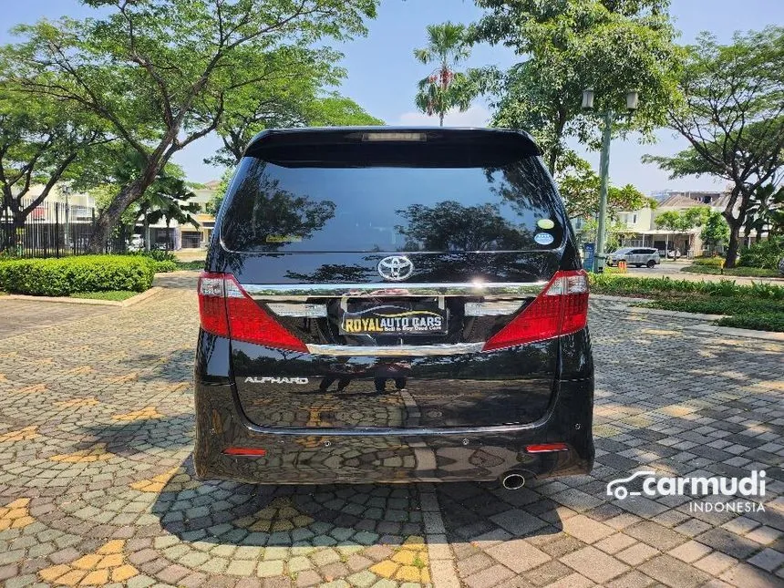 2012 Toyota Alphard SC MPV