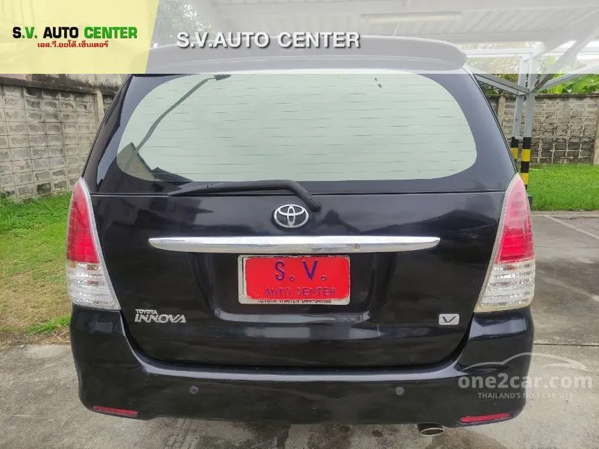 2010 Toyota INNOVA V Wagon
