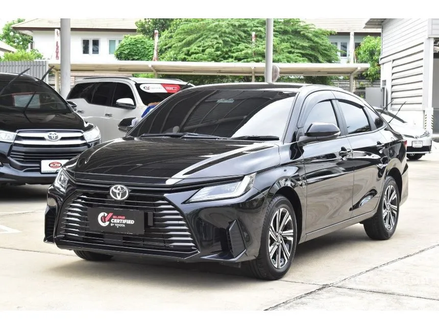 2022 Toyota Yaris Ativ Smart Sedan