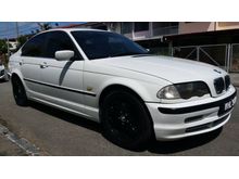 2000 BMW 328i 2.8 Sedan