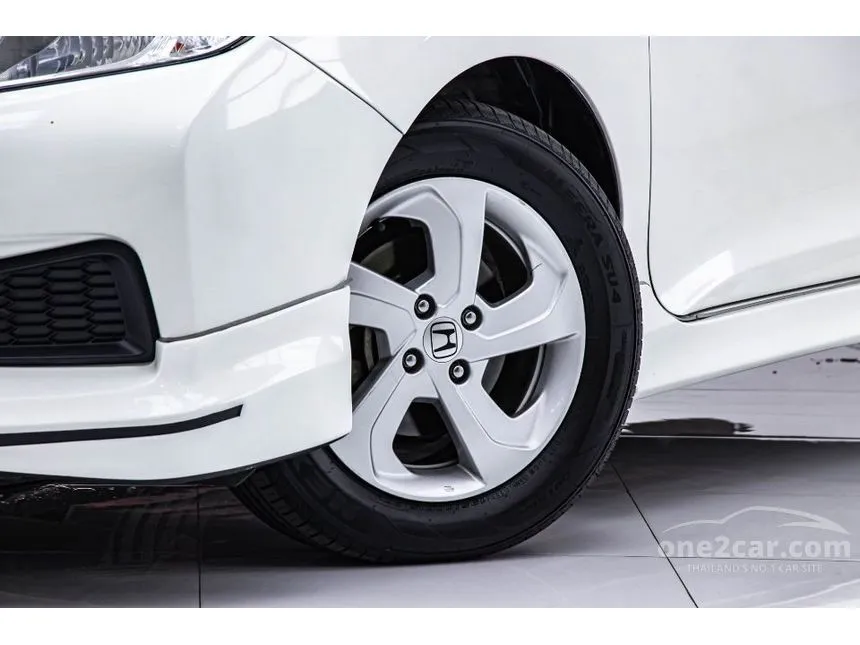 2015 Honda City V+ i-VTEC Sedan