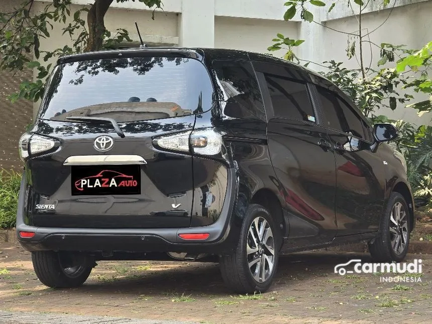 2018 Toyota Sienta V MPV