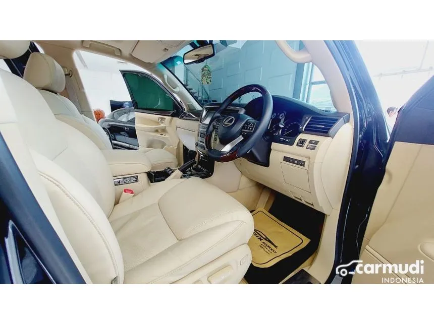 2009 Lexus LX 570 SUV