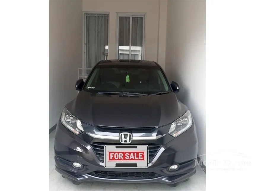 Jual Mobil Honda HR