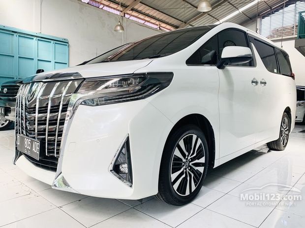 Toyota Mobil  bekas  dijual di Bandung  Jawa barat Indonesia 